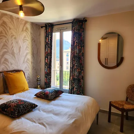 Superbe Centre Lägenhet